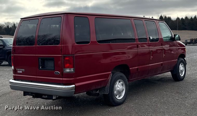 image for item EA2238 1998 Ford E350 Super Duty XLT van