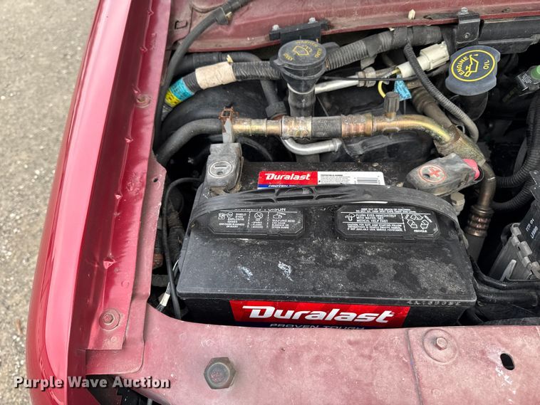 image for item EA2238 1998 Ford E350 Super Duty XLT van