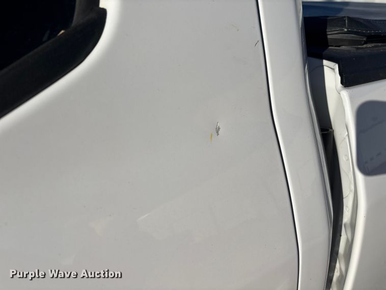 image for item EA2258 2020 Ford F150 Crew Cab pickup truck