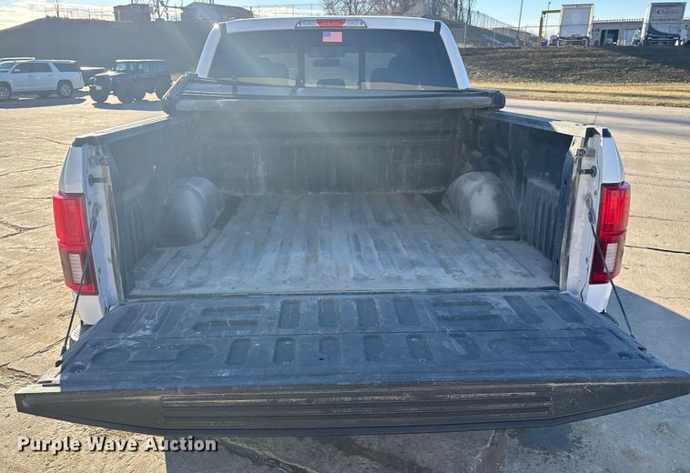 image for item EA2258 2020 Ford F150 Crew Cab pickup truck