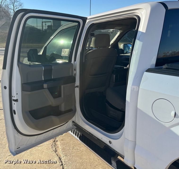 image for item EA2258 2020 Ford F150 Crew Cab pickup truck