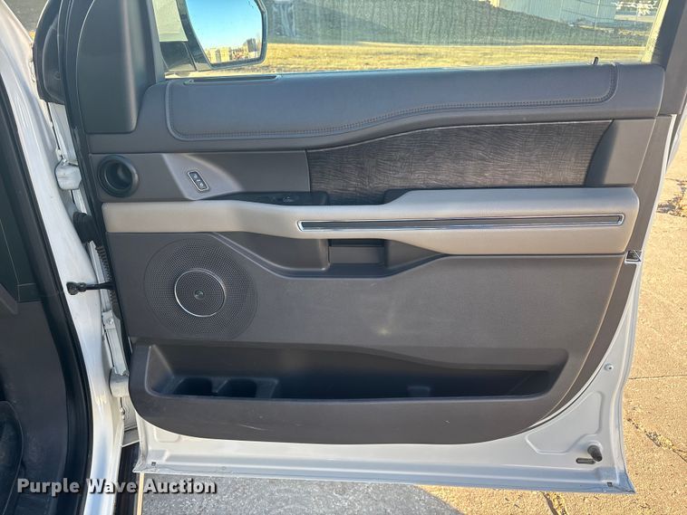 image for item EA2259 2020 Ford Expedition SUV