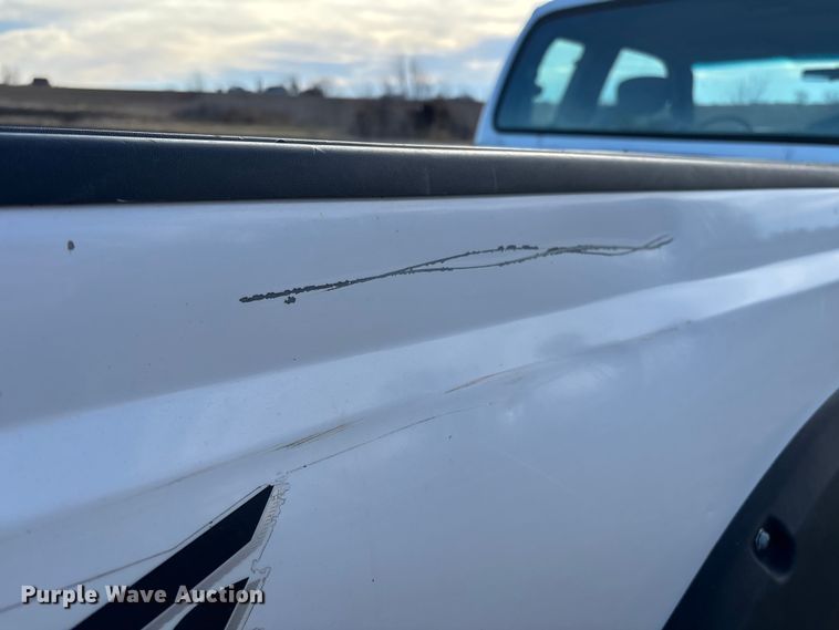 image for item EA2260 2004 Ford F350 Super Duty Ext. Cab pickup truck