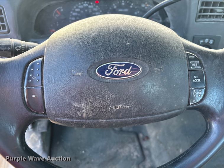 image for item EA2260 2004 Ford F350 Super Duty Ext. Cab pickup truck