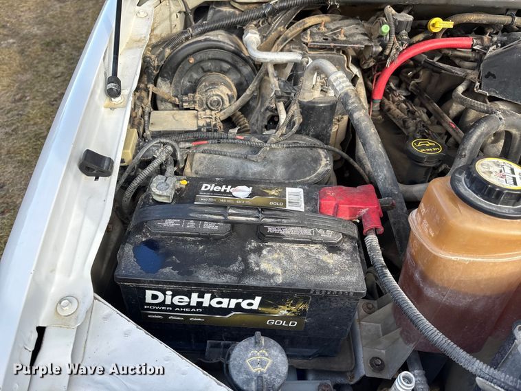 image for item EA2260 2004 Ford F350 Super Duty Ext. Cab pickup truck