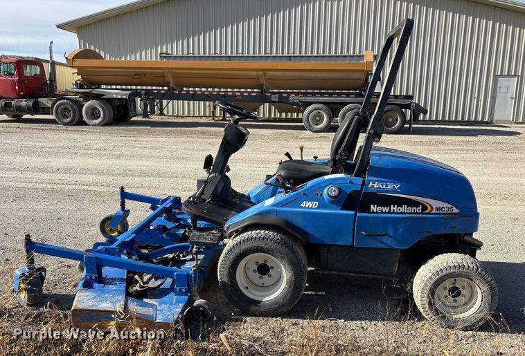 image for item EA2265 New Holland MC35 lawn mower