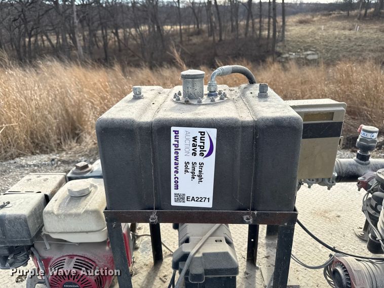 image for item EA2271 Shop built pump trailer