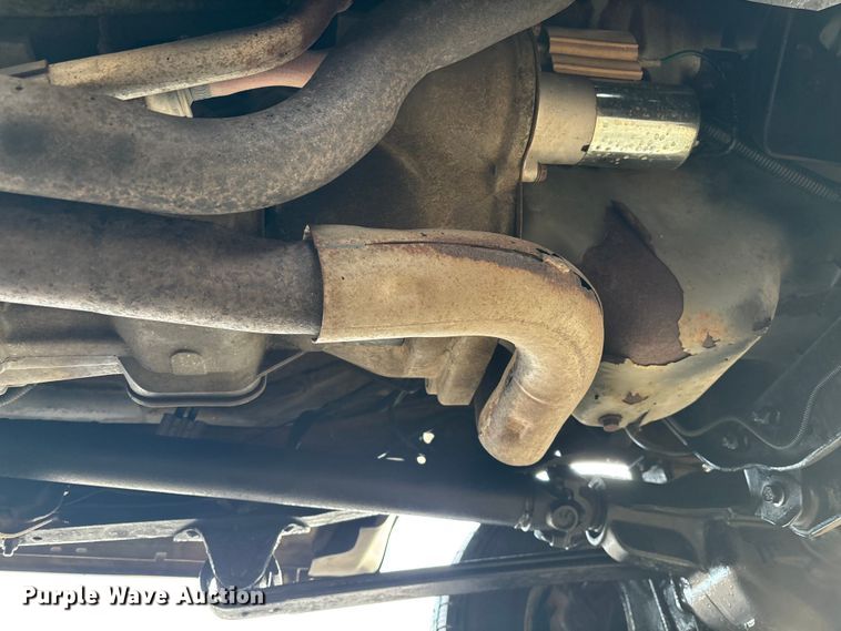 image for item EA2272 1993 Ford F250 XL pickup truck