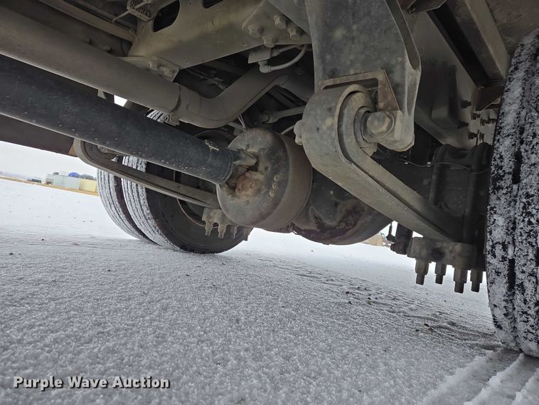 image for item EB1199 2004 International 3200 shuttle bus