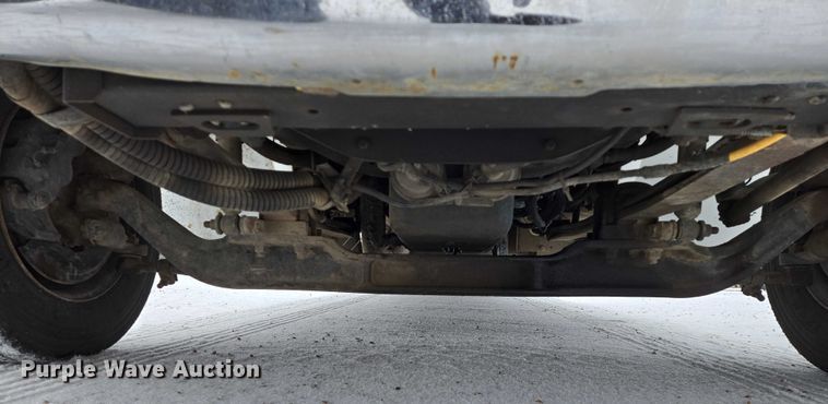 image for item EB1199 2004 International 3200 shuttle bus