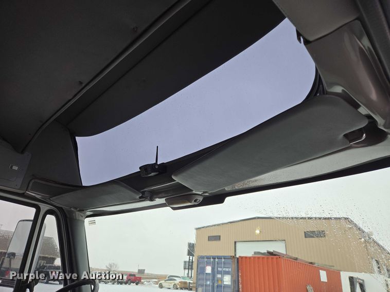 image for item EB1199 2004 International 3200 shuttle bus