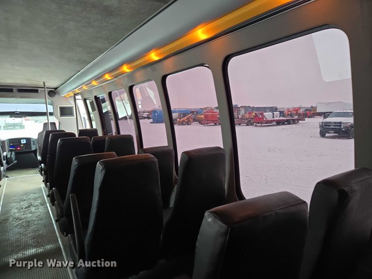 image for item EB1199 2004 International 3200 shuttle bus