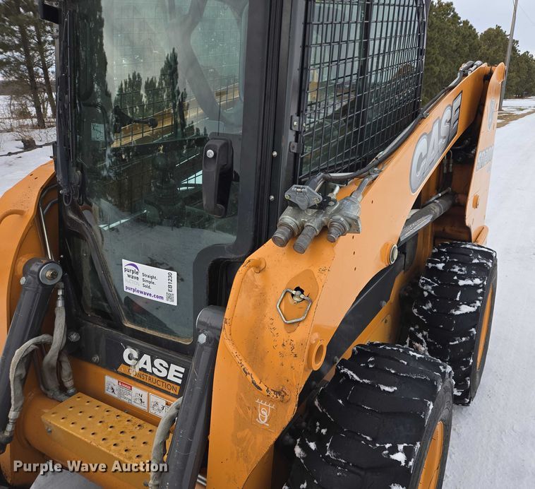 image for item EB1230 2013 Case SR200 skid steer loader