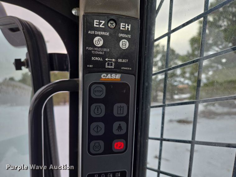 image for item EB1230 2013 Case SR200 skid steer loader