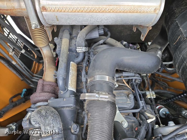 image for item EB1230 2013 Case SR200 skid steer loader