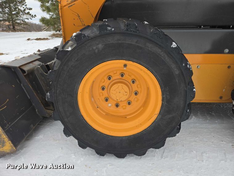 image for item EB1230 2013 Case SR200 skid steer loader