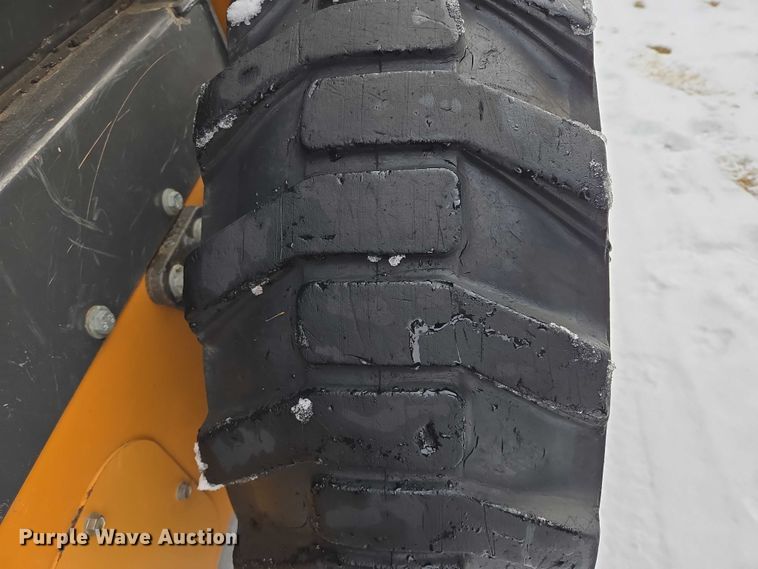 image for item EB1230 2013 Case SR200 skid steer loader