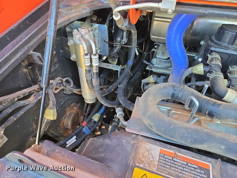 image for item EB1244 Kubota SVL 95-2S tracked skid steer loader