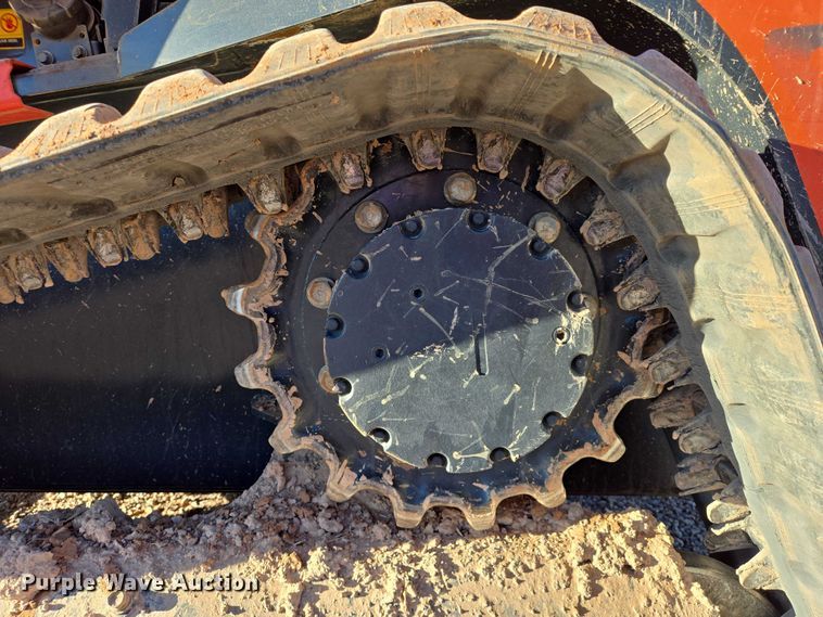 image for item EB1244 Kubota SVL 95-2S tracked skid steer loader