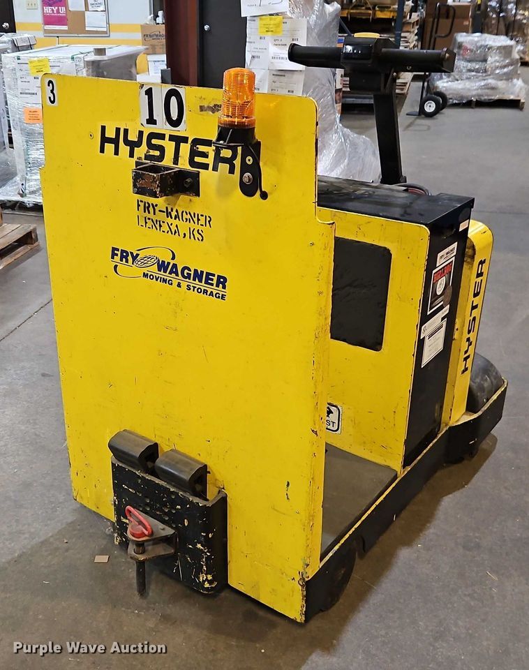 image for item EB8484 2004 Hyster T5Z tow tractor