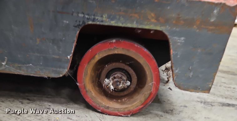 image for item EB8487 Toyota 7TB50 tow tractor