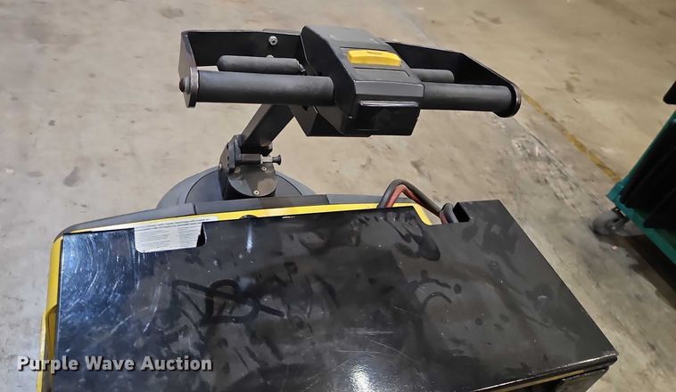 image for item EB8488 Hyster T5Z tow tractor