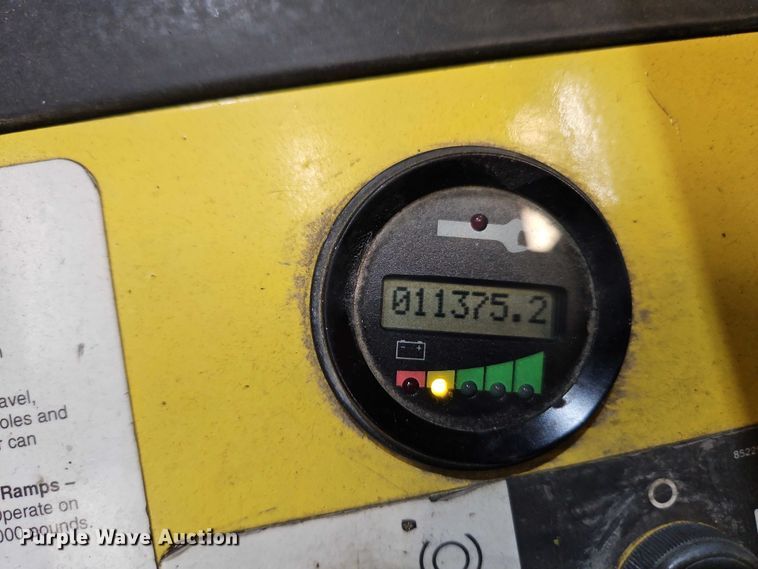 image for item EB8488 Hyster T5Z tow tractor