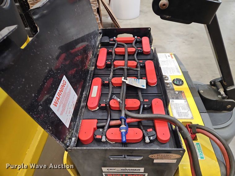 image for item EB8488 Hyster T5Z tow tractor