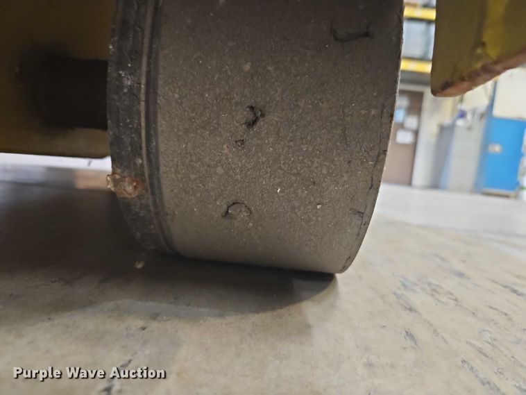 image for item EB8488 Hyster T5Z tow tractor