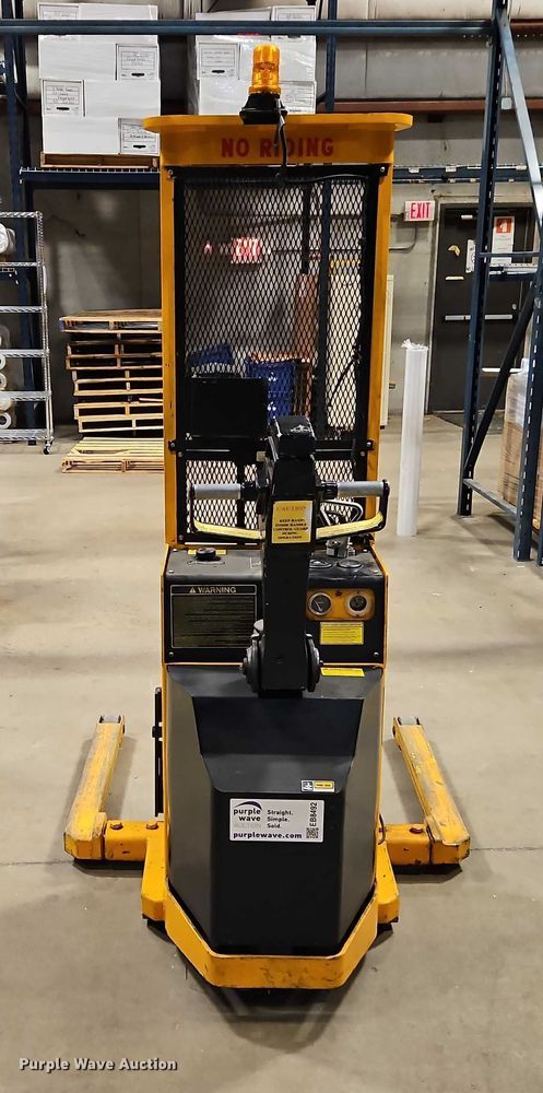 image for item EB8492 Big Joe PDI 24-A05 pallet jack