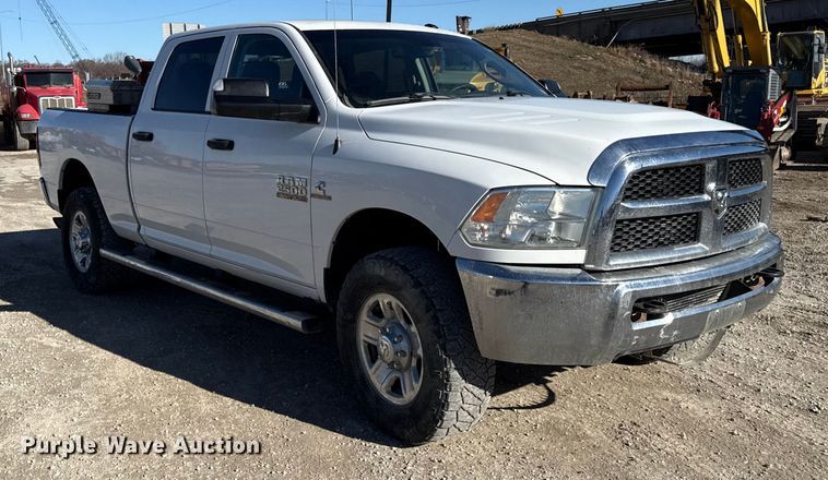 image for item EC4540 2016 RAM 2500 Crew Cab pickup truck