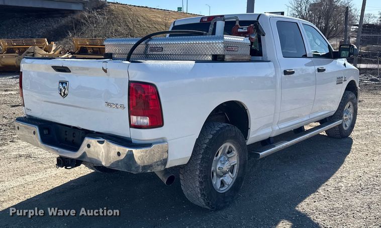 image for item EC4540 2016 RAM 2500 Crew Cab pickup truck