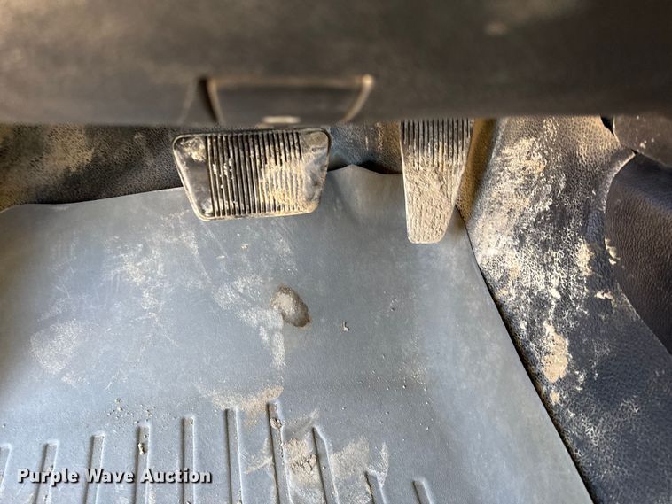 image for item EC4540 2016 RAM 2500 Crew Cab pickup truck