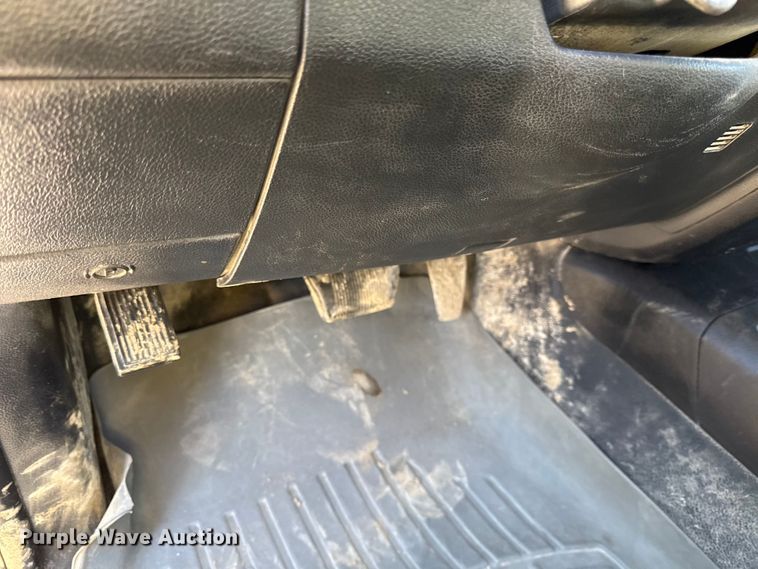 image for item EC4540 2016 RAM 2500 Crew Cab pickup truck