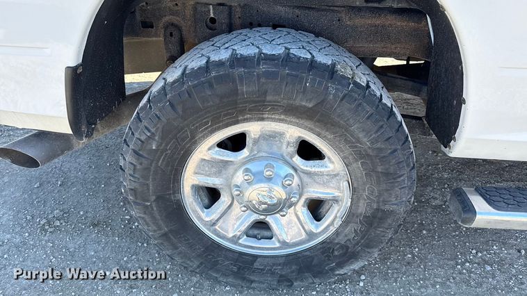 image for item EC4540 2016 RAM 2500 Crew Cab pickup truck