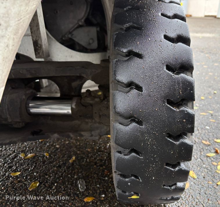 image for item EC8190 2018 UniCarriers PF50 forklift