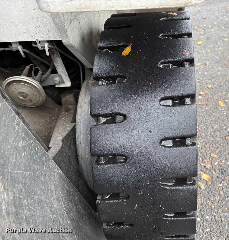 image for item EC8190 2018 UniCarriers PF50 forklift