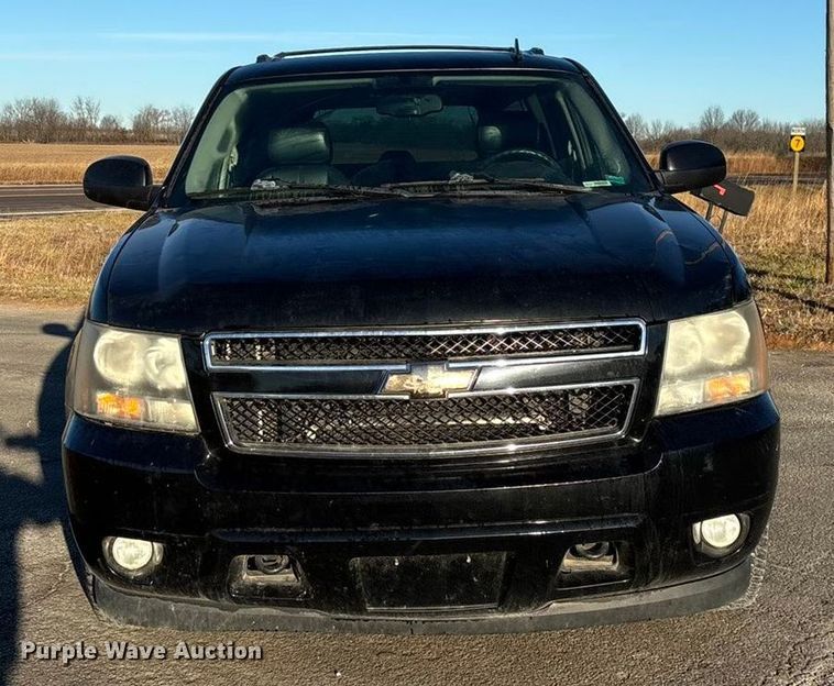 image for item ED2463 2010 Chevrolet Suburban SUV