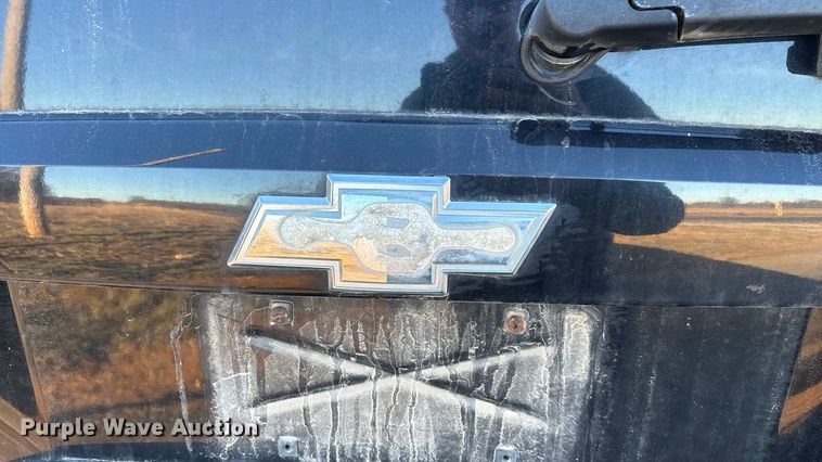 image for item ED2463 2010 Chevrolet Suburban SUV