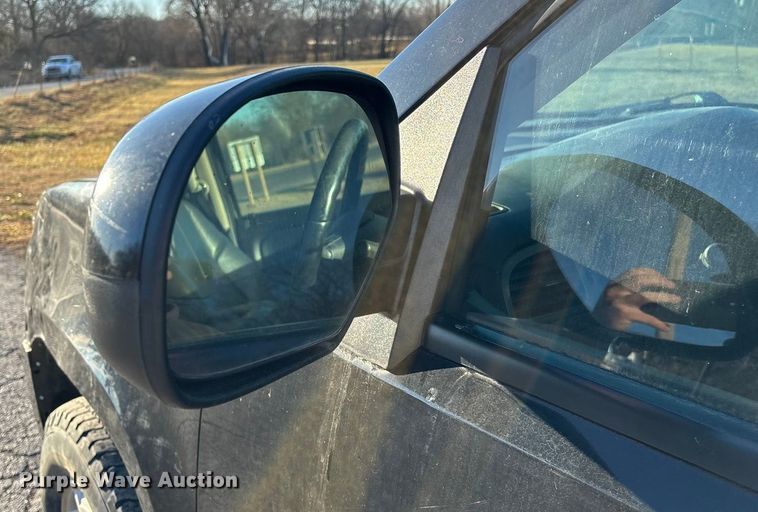 image for item ED2463 2010 Chevrolet Suburban SUV