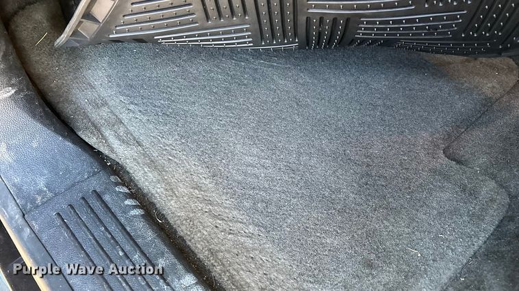 image for item ED2463 2010 Chevrolet Suburban SUV