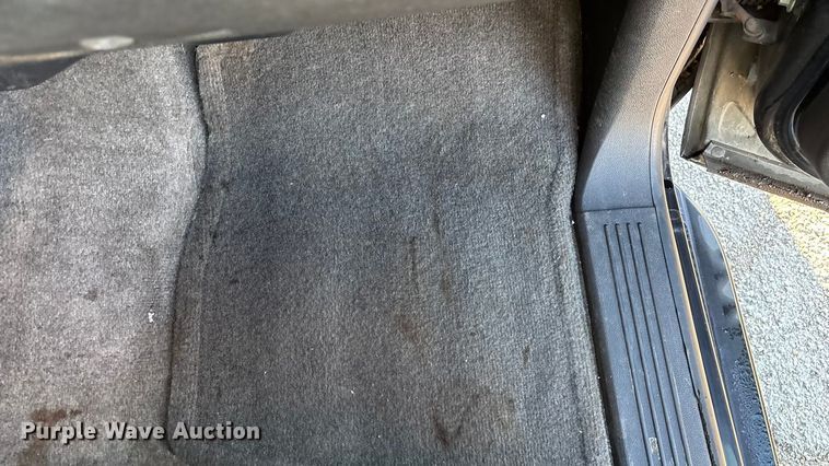 image for item ED2463 2010 Chevrolet Suburban SUV