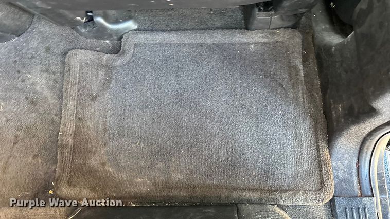 image for item ED2463 2010 Chevrolet Suburban SUV