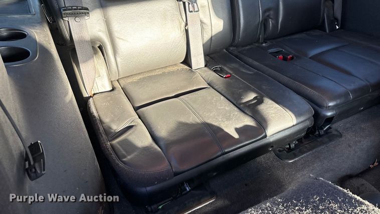 image for item ED2463 2010 Chevrolet Suburban SUV