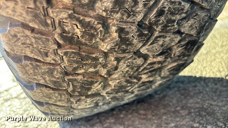 image for item ED2463 2010 Chevrolet Suburban SUV