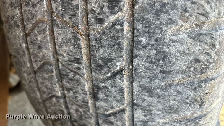 image for item ED2463 2010 Chevrolet Suburban SUV