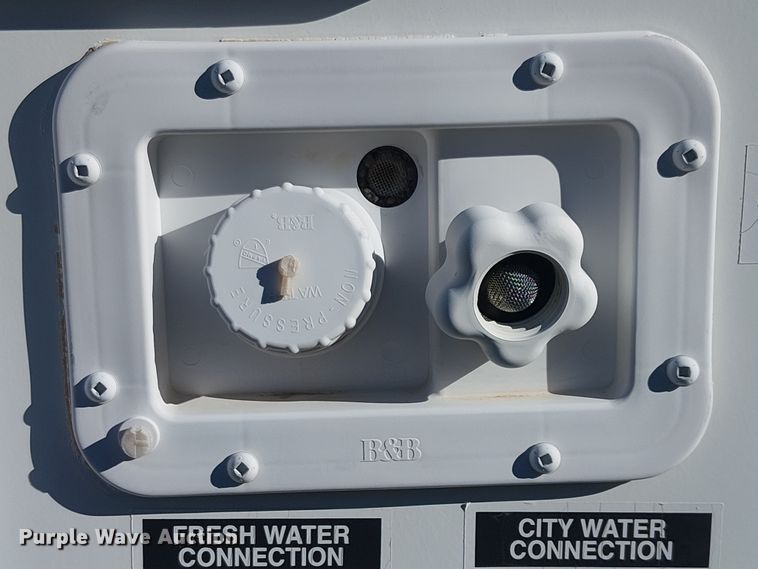 image for item EE5025 2013 Eclipse Recreational Vehicles MIT27RLSG camper