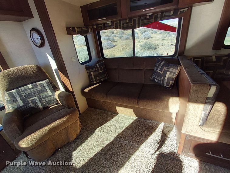 image for item EE5025 2013 Eclipse Recreational Vehicles MIT27RLSG camper