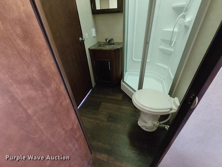 image for item EE5025 2013 Eclipse Recreational Vehicles MIT27RLSG camper