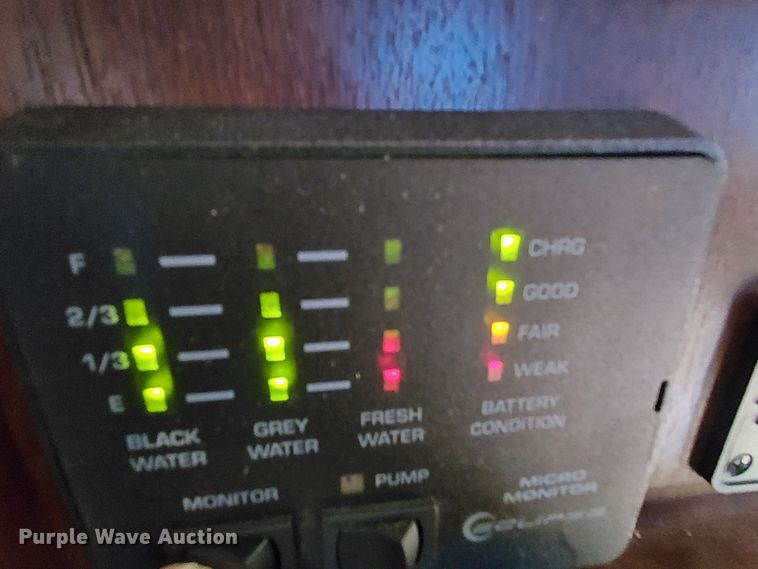 image for item EE5025 2013 Eclipse Recreational Vehicles MIT27RLSG camper